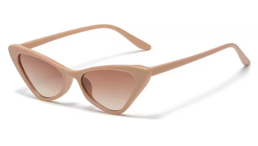 Nude sharp cat-eye