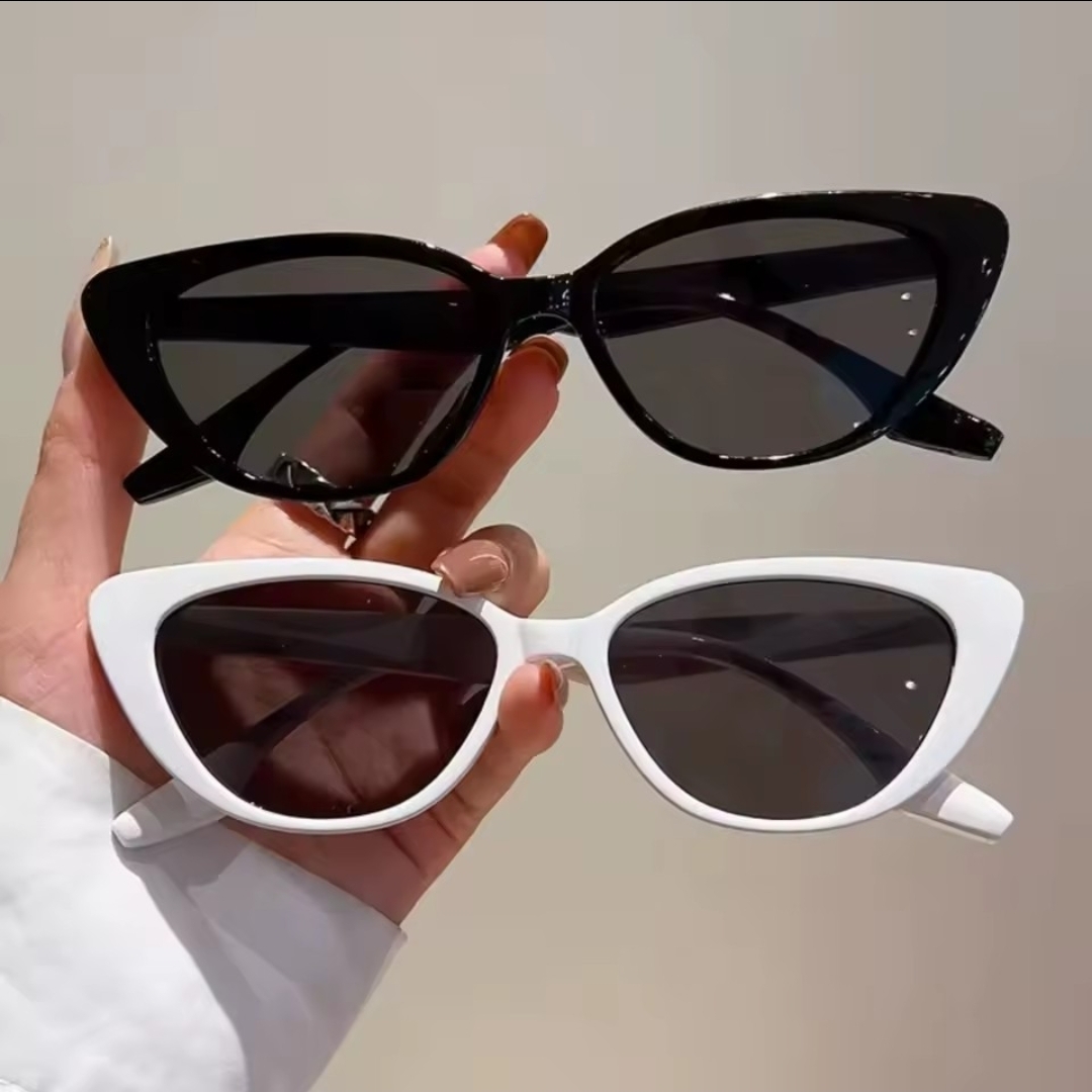 Black soft cat-eye
